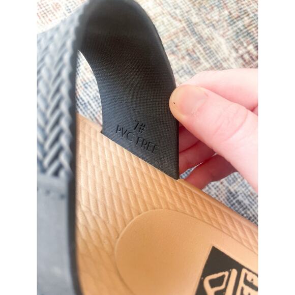 Women's Black and Tan Reef  Water Vista Slide Sandals Size 7 - Picture 5 of 5